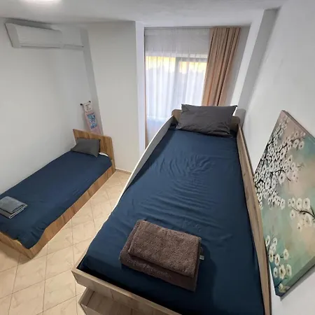 Solaris By Adriatic Living Дуррес